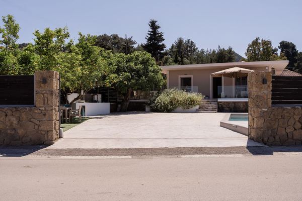Vasilikos Blue Villa exterior