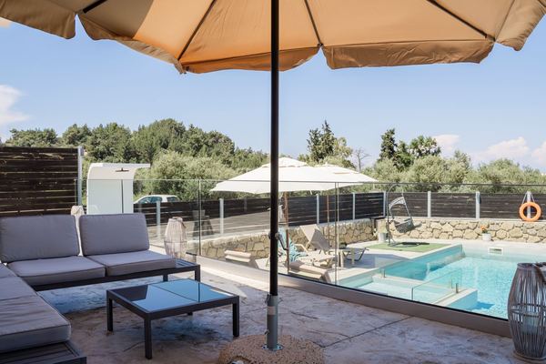 Vasilikos Blue Villa exterior